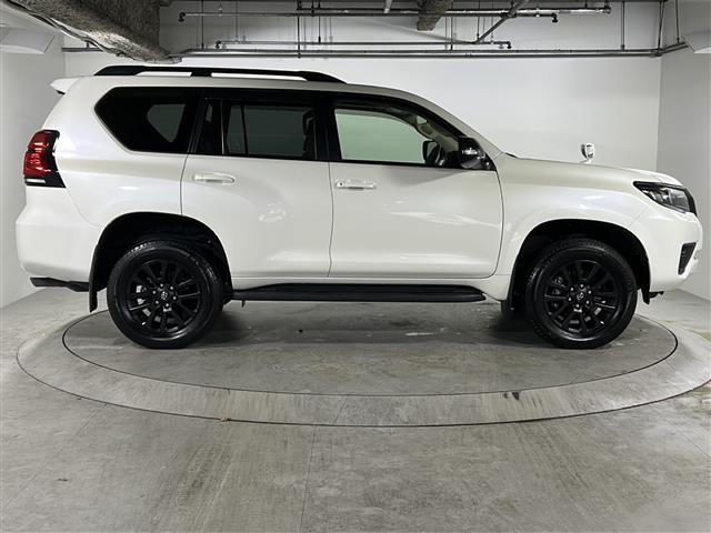 ランドクルーザープラド TX Lパッケージ マットブラックエディション 禁煙 7人乗 ムーンルーフ 純正9型ナビ バックカメラ HDMI/USB ドライブレコーダー ETC レザーシート シートヒーター/ベンチレーション ヘッドランプウォッシャー LEDヘッドランプ(33枚目)