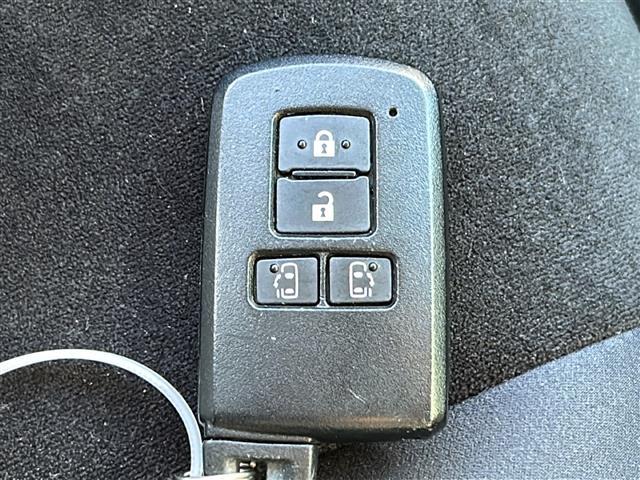 ヴェルファイア ２．５Ｚ　禁煙　アルパイン１１型ナビ　１２型フリップダウンモニター　プリクラッシュセーフティ　両側パワースライドドア　オートマチックハイビーム　ＬＥＤヘッドライト　クリアランスソナー　レーダー探知機　ＥＴＣ（20枚目）