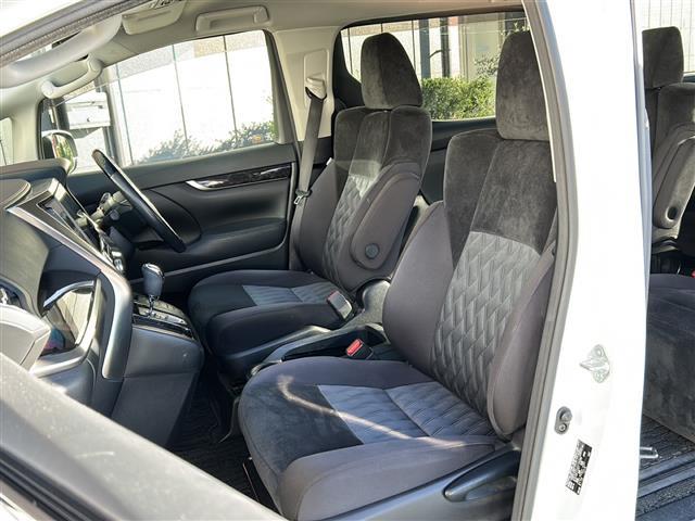 ヴェルファイア ２．５Ｚ　禁煙　アルパイン１１型ナビ　１２型フリップダウンモニター　プリクラッシュセーフティ　両側パワースライドドア　オートマチックハイビーム　ＬＥＤヘッドライト　クリアランスソナー　レーダー探知機　ＥＴＣ（24枚目）