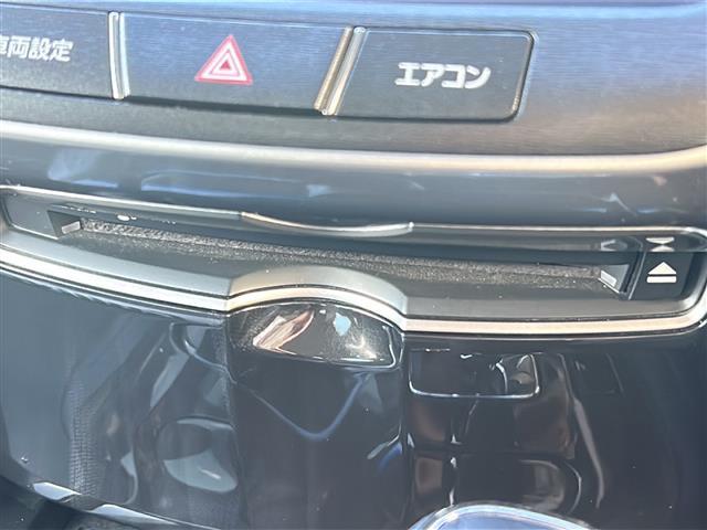 クラウンハイブリッド アスリートG 禁煙 純正ナビ バックカメラ プリクラッシュ レーダークルーズコントロール オートマチックハイビーム ETC 黒革シート シートヒーター/ベンチレーション ステアリングヒータ 18インチアルミホイール(9枚目)