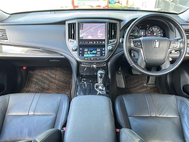 クラウンハイブリッド アスリートG 禁煙 純正ナビ バックカメラ プリクラッシュ レーダークルーズコントロール オートマチックハイビーム ETC 黒革シート シートヒーター/ベンチレーション ステアリングヒータ 18インチアルミホイール(22枚目)