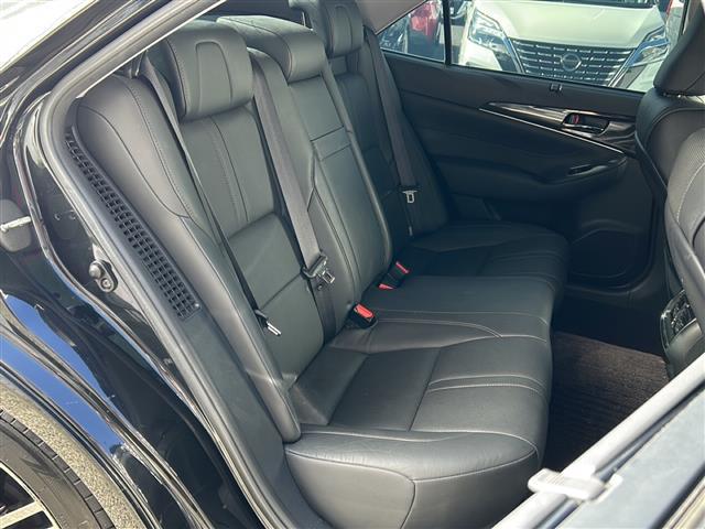 クラウンハイブリッド アスリートG 禁煙 純正ナビ バックカメラ プリクラッシュ レーダークルーズコントロール オートマチックハイビーム ETC 黒革シート シートヒーター/ベンチレーション ステアリングヒータ 18インチアルミホイール(28枚目)