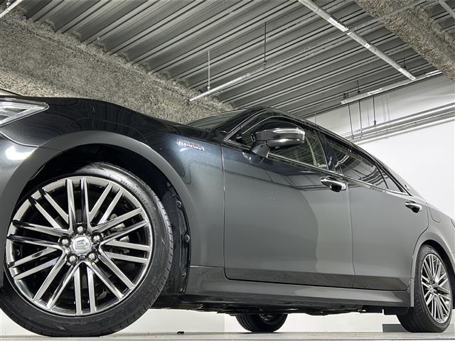 クラウンハイブリッド アスリートG 禁煙 純正ナビ バックカメラ プリクラッシュ レーダークルーズコントロール オートマチックハイビーム ETC 黒革シート シートヒーター/ベンチレーション ステアリングヒータ 18インチアルミホイール(35枚目)