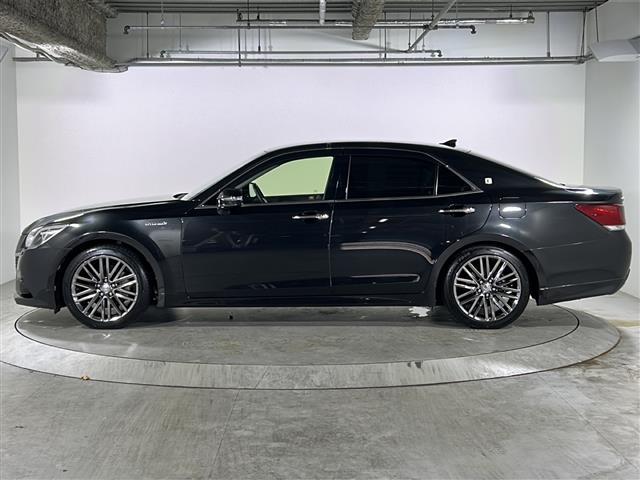 クラウンハイブリッド アスリートG 禁煙 純正ナビ バックカメラ プリクラッシュ レーダークルーズコントロール オートマチックハイビーム ETC 黒革シート シートヒーター/ベンチレーション ステアリングヒータ 18インチアルミホイール(40枚目)