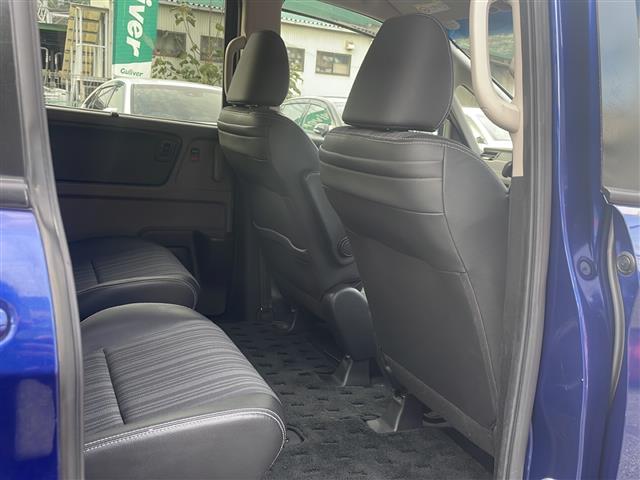 フリード G・ホンダセンシング 禁煙 純正ナビ バックカメラ Sパケ Cパッケージ LEDヘッドライト アクティブコーナリングライト コンフォートビューパッケージ 両側パワースライドドア ハーフレザー 革巻きステアリング ETC(22枚目)