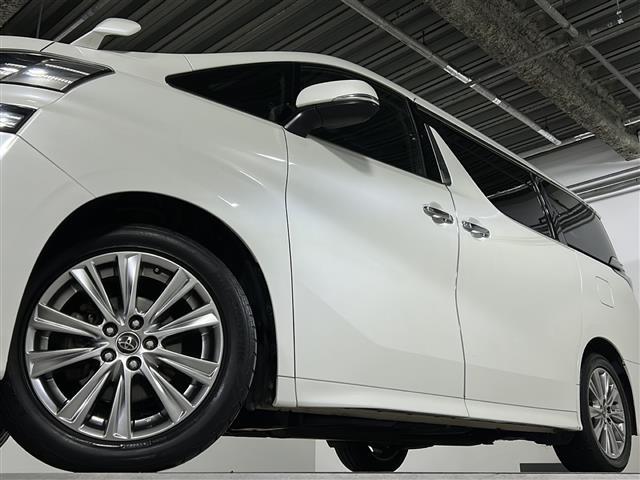 ヴェルファイア 2.5Z Aエディション ゴールデンアイズ 禁煙 アルパイン11型ナビ アルパイン12型フリップダウン ETC クルーズコントロール AC100V100W コーナーセンサー オットマン コンビシート 両側パワースライドドア パワーバックドア(35枚目)