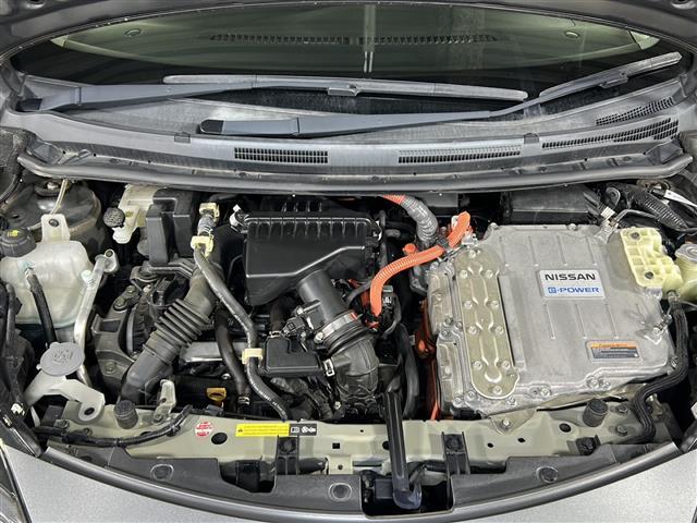 ノート ｅ－パワー　Ｘ　モード・プレミア　禁煙車　純正ナビ　バックカメラ　前方ドライブレコーダー　ＥＴＣ　純正１５インチアルミホイール　純正フロアマット　純正ドアバイザー　横滑り防止装置　衝突被害軽減ブレーキ　レーンキープアシスト　スマキー（41枚目）