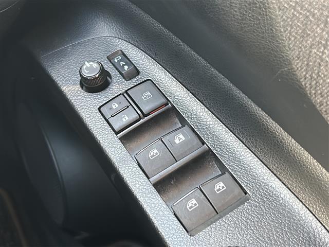 シエンタ G グランパー 禁煙 純正ナビ 12型フリップダウンモニター バックカメラ セーフティセンス プリクラッシュセーフティ オートマチックハイビーム 両側パワースライドドア LEDヘッドライト ドライブレコーダー ETC(15枚目)