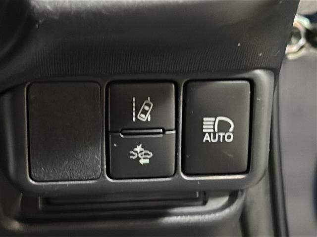 アクア Sスタイルブラック 禁煙 純正ナビ バックカメラ トヨタセーフティセンス プリクラッシュセーフティ オートマチックハイビーム ドライブレコーダー ETC ドアバイザー モデリスタアルミホイール LEDヘッドライト(7枚目)