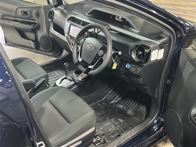 アクア Sスタイルブラック 禁煙 純正ナビ バックカメラ トヨタセーフティセンス プリクラッシュセーフティ オートマチックハイビーム ドライブレコーダー ETC ドアバイザー モデリスタアルミホイール LEDヘッドライト(19枚目)