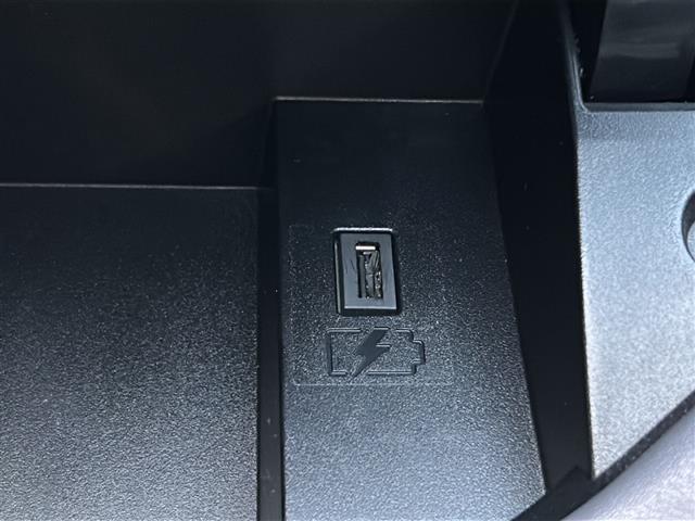 セレナ ハイウェイスターV 禁煙 純正10型ナビ プロパイロット アラウンドビューモニタ インテリジェントルームミラ BSW 両側パワースライドドア ドライブレコーダー ETC 電動パーキング オートホールド セーフティパックA(42枚目)