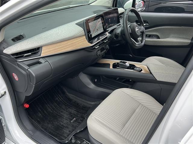 オーラ G レザーエディション 禁煙 プロパイロット BOSEサウンド 純正ナビ フルセグTV/Bluetooth/USB アラウンドビューモニター レザーシート シートヒーター ワイヤレス充電 ステアリングヒーター ETC LED(26枚目)