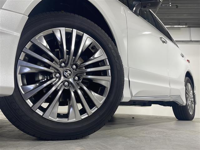 ハリアーハイブリッド Z レザーパッケージ 禁煙 パノラマルーフ デジタルインナーミラー パノラミックビューモニター 12.3型ナビ BSM シートヒーター/ベンチレーション レザーシート ETC2.0 ワイヤレス充電 LEDヘッドライト(37枚目)