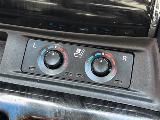 アルファード 2.5S Cパッケージ 禁煙 純正10型ナビ バックカメラ/サイドカメラ BSM デジタルインナーミラー ドライブレコーダー クリアランスソナー 3眼LEDヘッドライト フォグランプ ステアリングヒーター ETC(12枚目)