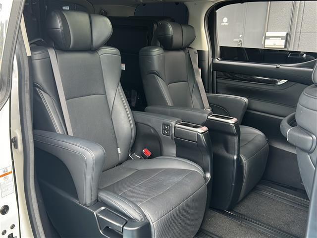 アルファード 2.5S Cパッケージ 禁煙 純正10型ナビ バックカメラ/サイドカメラ BSM デジタルインナーミラー ドライブレコーダー クリアランスソナー 3眼LEDヘッドライト フォグランプ ステアリングヒーター ETC(25枚目)