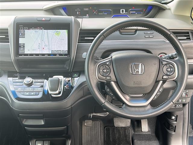 フリードハイブリッド ハイブリッド・Gホンダセンシング 禁煙 純正9型ナビ バックカメラ Sパッケージ Cパッケージ LEDヘッドライト アクティブコーナリングライト 両側パワースライドドア ハーフレザー 革巻きステアリング 前後ドライブレコーダー ETC(2枚目)