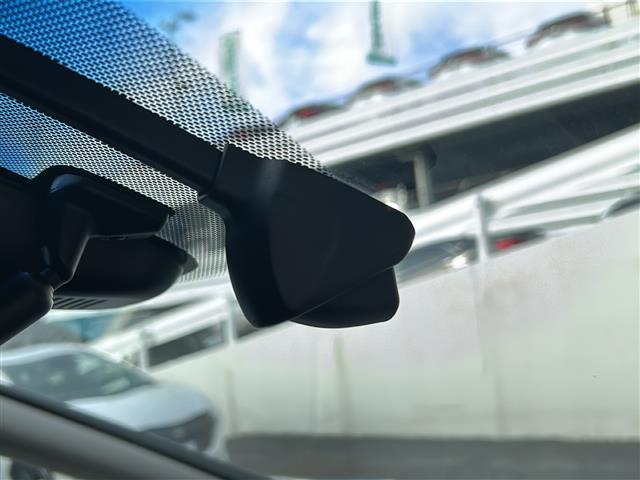 フリードハイブリッド ハイブリッド・Gホンダセンシング 禁煙 純正9型ナビ バックカメラ Sパッケージ Cパッケージ LEDヘッドライト アクティブコーナリングライト 両側パワースライドドア ハーフレザー 革巻きステアリング 前後ドライブレコーダー ETC(17枚目)