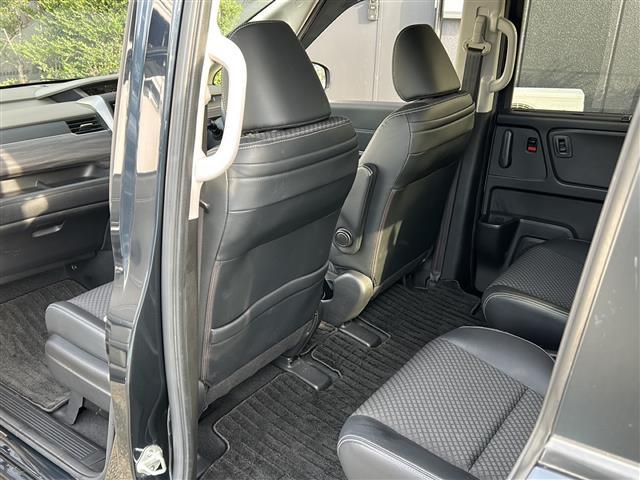 フリードハイブリッド ハイブリッド・Gホンダセンシング 禁煙 純正9型ナビ バックカメラ Sパッケージ Cパッケージ LEDヘッドライト アクティブコーナリングライト 両側パワースライドドア ハーフレザー 革巻きステアリング 前後ドライブレコーダー ETC(25枚目)