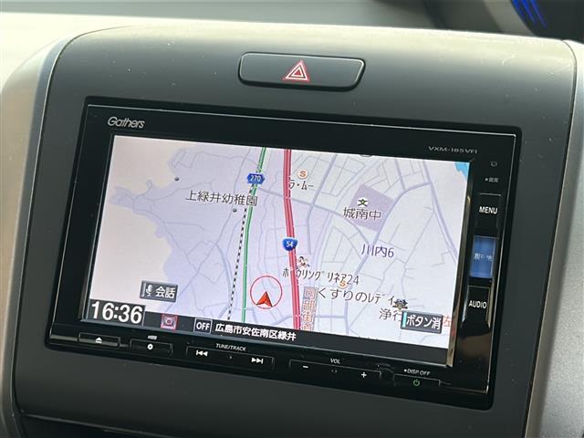 フリードハイブリッド ハイブリッド・Gホンダセンシング 禁煙 純正ナビ バックカメラ Cパッケージ LEDヘッドライト アクティブコーナリングライト コンフォートビューパッケージ 両側パワースライドドア ドライブレコーダー ETC ドアバイザー(6枚目)