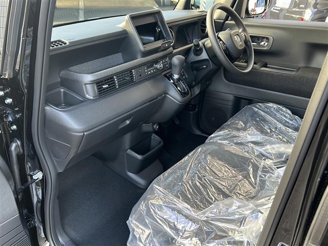 店頭販売もしておりますので、先に在庫が無くなってしまうこともございます。気になる車はまずはお問い合わせください！