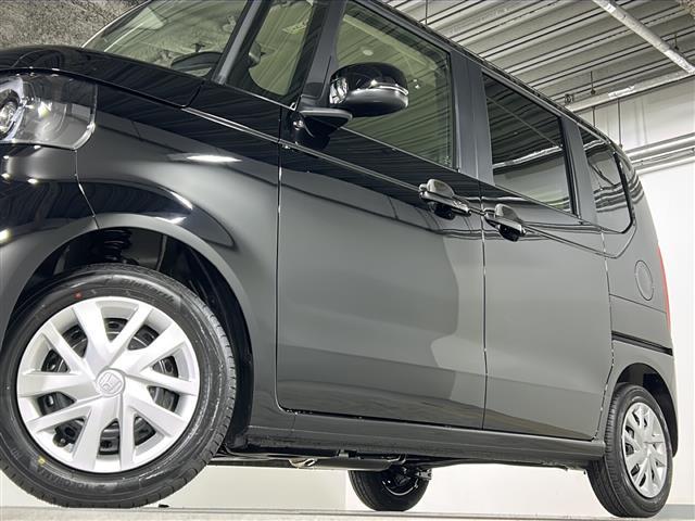N-BOX ベースグレード 届出済み未使用車 片側パワースライドドア D/Nシートヒーター プロジェクター式フルLEDヘッドライト(デイタイムランニングランプ付) スマートキー ロールサンシェード 電子制御パーキングブ(40枚目)