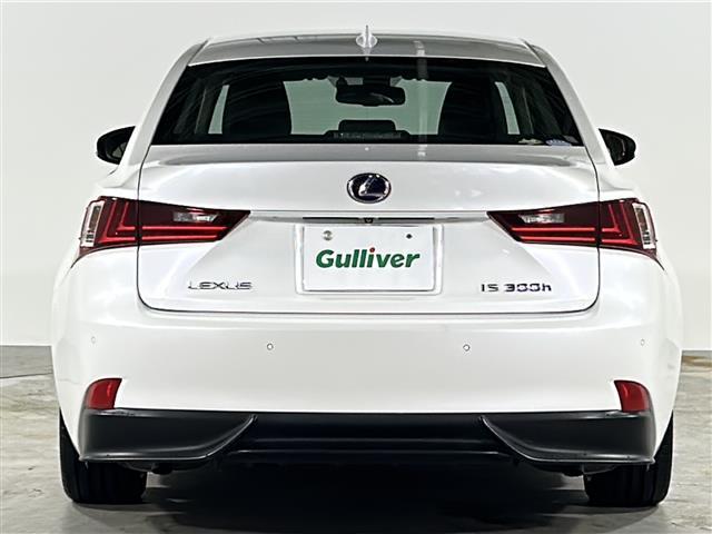 ＩＳ ＩＳ３００ｈ　バージョンＬ　禁煙　純正ナビ　ＣＤ／ＤＶＤ／ＤＴＶ／Ｂｌｕｅｔｏｏｔｈ／Ｂｌｕ－ｒａｙ　バックカメラ　クルーズコントロール　黒革シート　シートヒーター　シートベンチレーション　パワーシート　メモリシート　ＥＴＣ（41枚目）