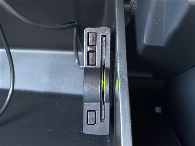 インプレッサスポーツ １．６ｉ－Ｌアイサイト　禁煙　社外ナビ　バックカメラ　ＳＲＨ　レーダークルーズコントロール　プリクラッシュ　コーナーセンサー　パドルシフト　ＬＥＤヘッドライト　ドラレコ　ＥＴＣ　スマートキー　プッシュスタート　電動パーキング（10枚目）