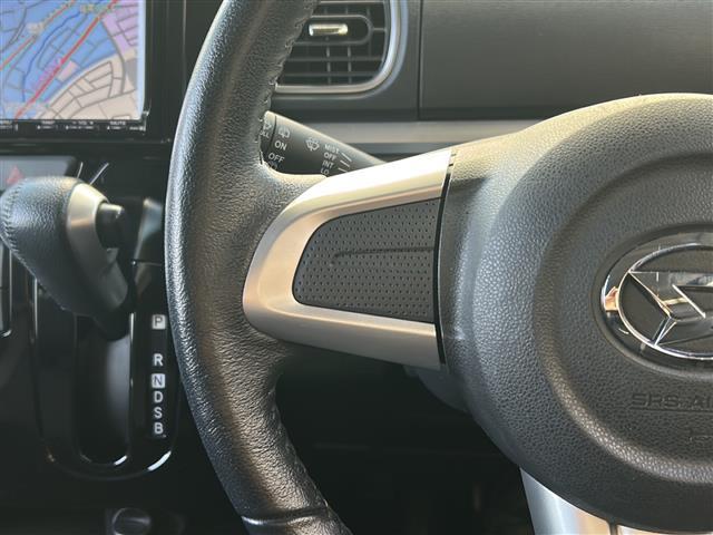 タント カスタムRS 社外7型ナビ 両側パワースライドドア ETC スタッドレス アイドリングストップ 後席サンシェード スペアキー 純正アルミ付きタイヤ4本車載 LEDヘッドライト フォグ(9枚目)