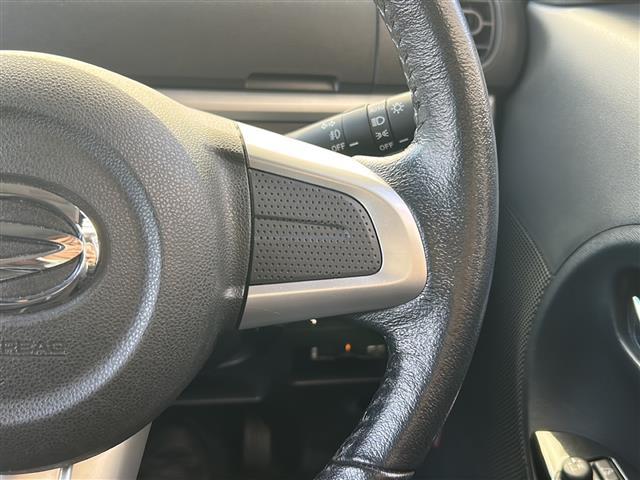 タント カスタムRS 社外7型ナビ 両側パワースライドドア ETC スタッドレス アイドリングストップ 後席サンシェード スペアキー 純正アルミ付きタイヤ4本車載 LEDヘッドライト フォグ(10枚目)