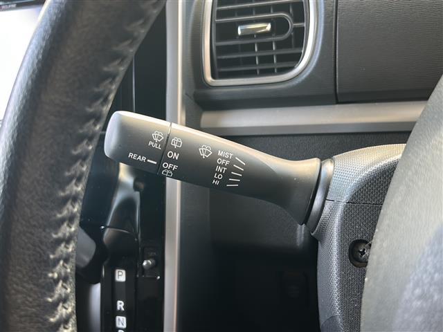 タント カスタムRS 社外7型ナビ 両側パワースライドドア ETC スタッドレス アイドリングストップ 後席サンシェード スペアキー 純正アルミ付きタイヤ4本車載 LEDヘッドライト フォグ(11枚目)