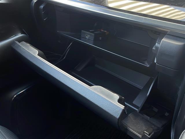 アルファード 2.5S Cパッケージ 禁煙 サンルーフ モデリスタエアロ 8型ディスプレイ フルセグ デジタルインナーミラー フリップダウンモニター BSM ドライブレコーダー ETC シートヒーター/ベンチレーション ステアリングヒータ(15枚目)