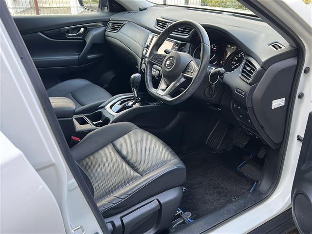 エクストレイル ２０Ｘｉ　ハイブリッド　禁煙　純正８型ナビ　プロパイロット　アラウンドビューモニター　インテリジェントルームミラー　パワーバックドア　ＢＳＷ　エマージェンシーブレーキ　ＬＥＤヘッドライト　フォグランプ　ドライブレコーダＥＴＣ（25枚目）