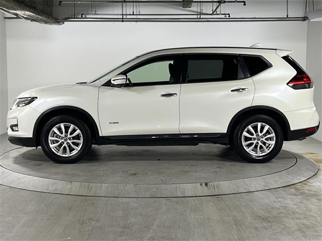 エクストレイル ２０Ｘｉ　ハイブリッド　禁煙　純正８型ナビ　プロパイロット　アラウンドビューモニター　インテリジェントルームミラー　パワーバックドア　ＢＳＷ　エマージェンシーブレーキ　ＬＥＤヘッドライト　フォグランプ　ドライブレコーダＥＴＣ（33枚目）