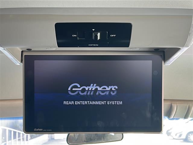 オデッセイ アブソルート・アドバンス　禁煙　メーカーナビ　マルチビューカメラ　スマートパーキングアシスト　フリップダウンモニター　ＬＥＤヘッドライト　ＯＰ１８インチアルミホイール　両側パワースライドドア　ドライブレコーダー　ＥＴＣ（4枚目）