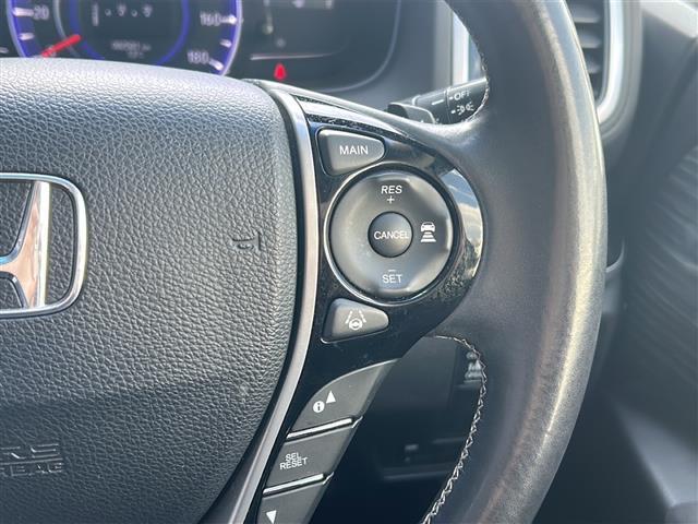 オデッセイ アブソルート・アドバンス　禁煙　メーカーナビ　マルチビューカメラ　スマートパーキングアシスト　フリップダウンモニター　ＬＥＤヘッドライト　ＯＰ１８インチアルミホイール　両側パワースライドドア　ドライブレコーダー　ＥＴＣ（11枚目）