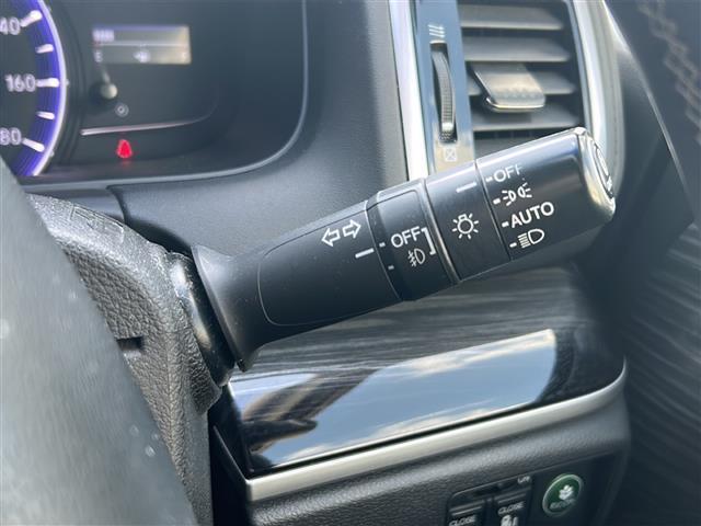 オデッセイ アブソルート・アドバンス　禁煙　メーカーナビ　マルチビューカメラ　スマートパーキングアシスト　フリップダウンモニター　ＬＥＤヘッドライト　ＯＰ１８インチアルミホイール　両側パワースライドドア　ドライブレコーダー　ＥＴＣ（13枚目）