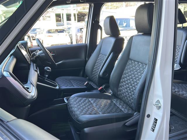 ヴォクシー ハイブリッドＳ－Ｚ　禁煙　１０．５型ディスプレイ　１３型フリップダウンモニター　ＢＳＭ　ユニバーサルステップ　シートヒーター　ハーフレザーシート　バックカメラ　両側パワースライドドア　ＥＴＣ２．０　スペアタイヤ（27枚目）