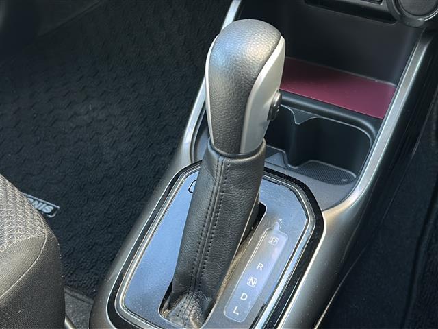 イグニス Ｓセレクション　禁煙　純正ナビ　バックカメラ　デュアルブレーキサポート　車線逸脱警報　シートヒーター　ＬＥＤヘッドライト　オートライト　横滑り防止装置　アイドリングストップ　ドライブレコーダー　ＥＴＣ　スマートキー（8枚目）