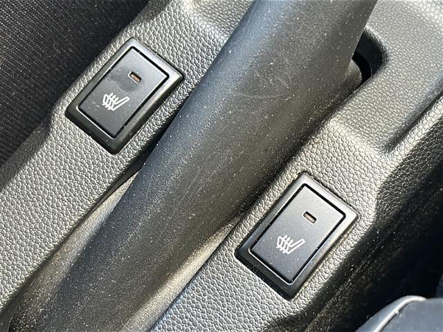 イグニス Ｓセレクション　禁煙　純正ナビ　バックカメラ　デュアルブレーキサポート　車線逸脱警報　シートヒーター　ＬＥＤヘッドライト　オートライト　横滑り防止装置　アイドリングストップ　ドライブレコーダー　ＥＴＣ　スマートキー（9枚目）