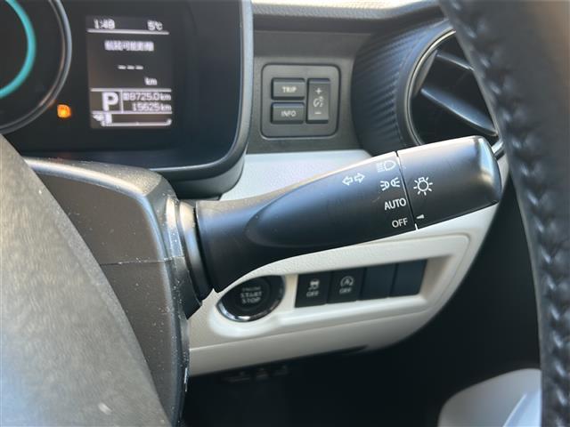 イグニス Ｓセレクション　禁煙　純正ナビ　バックカメラ　デュアルブレーキサポート　車線逸脱警報　シートヒーター　ＬＥＤヘッドライト　オートライト　横滑り防止装置　アイドリングストップ　ドライブレコーダー　ＥＴＣ　スマートキー（14枚目）