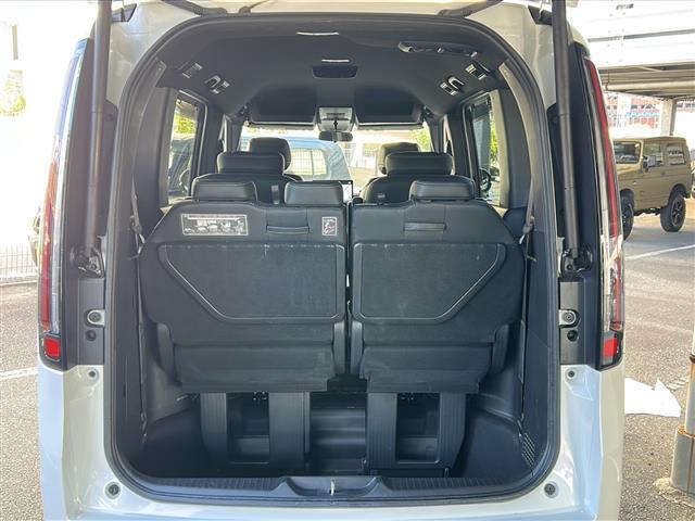 ステップワゴン ｅ：ＨＥＶスパーダ　禁煙　純正１１．４ナビ　バックカメラ　ＡＣ１００Ｖ１００Ｗ電源　パワーテールゲート　シートヒーター　オットマン　コンビシート　ＥＴＣ２．０　トリプルゾーンエアコン　ホンダセンシング　コーナーセンサー（26枚目）