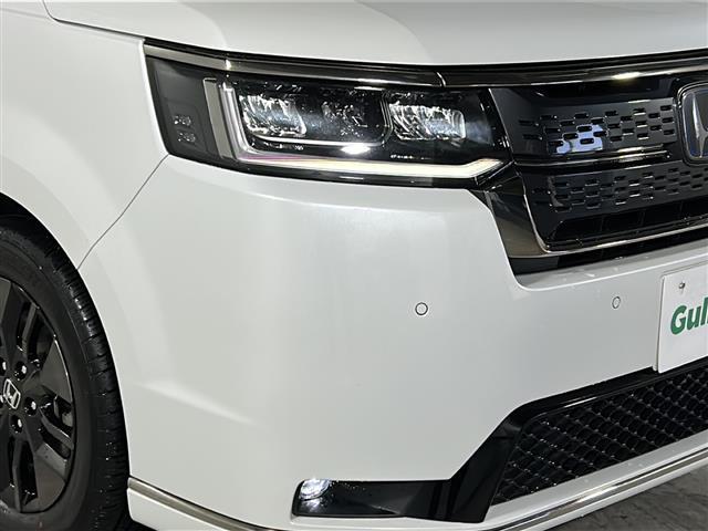 ステップワゴン ｅ：ＨＥＶスパーダ　禁煙　純正１１．４ナビ　バックカメラ　ＡＣ１００Ｖ１００Ｗ電源　パワーテールゲート　シートヒーター　オットマン　コンビシート　ＥＴＣ２．０　トリプルゾーンエアコン　ホンダセンシング　コーナーセンサー（32枚目）