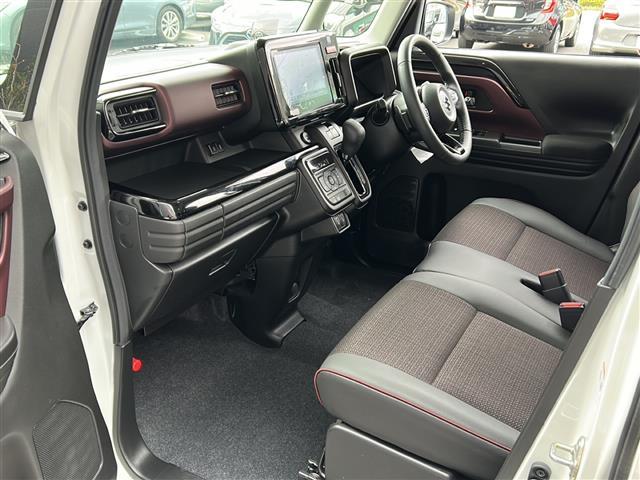 スペーシアカスタム ハイブリッドＸＳターボ　禁煙　４ＷＤ　ターボ　ＯＰ９型ナビ　全方位モニター　ＨＵＤ　レーダークルーズコントロール　ハーフレザー　シートヒーター　両側パワースライドドア　コーナーセンサー　サーキュレーター　電動パーキング（25枚目）