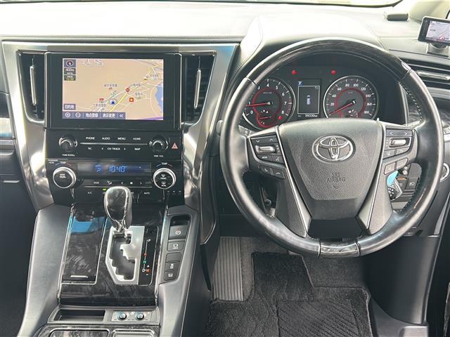 アルファード ２．５Ｓ　Ｃパッケージ　禁煙　モデリスタシグネチャーイルミ　純正ディスプレイオーディオ　フリップダウンモニター　シートヒーター／ベンチレーション　ステアリングヒーター　パワーバックドア　３眼ＬＥＤライト　ＥＴＣ　ドラレコ（3枚目）
