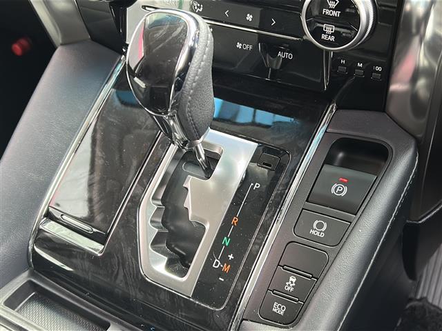 アルファード ２．５Ｓ　Ｃパッケージ　禁煙　モデリスタシグネチャーイルミ　純正ディスプレイオーディオ　フリップダウンモニター　シートヒーター／ベンチレーション　ステアリングヒーター　パワーバックドア　３眼ＬＥＤライト　ＥＴＣ　ドラレコ（8枚目）