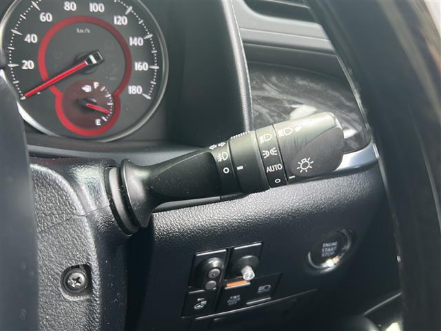 アルファード ２．５Ｓ　Ｃパッケージ　禁煙　モデリスタシグネチャーイルミ　純正ディスプレイオーディオ　フリップダウンモニター　シートヒーター／ベンチレーション　ステアリングヒーター　パワーバックドア　３眼ＬＥＤライト　ＥＴＣ　ドラレコ（11枚目）