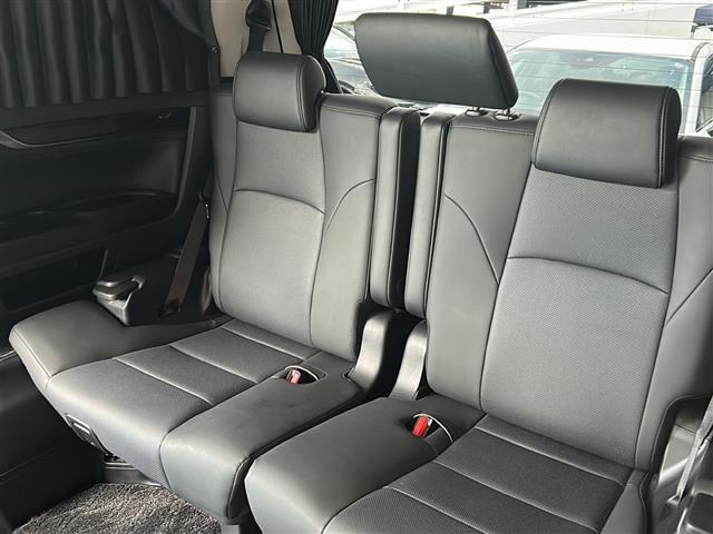 アルファード ２．５Ｓ　Ｃパッケージ　禁煙　モデリスタシグネチャーイルミ　純正ディスプレイオーディオ　フリップダウンモニター　シートヒーター／ベンチレーション　ステアリングヒーター　パワーバックドア　３眼ＬＥＤライト　ＥＴＣ　ドラレコ（23枚目）