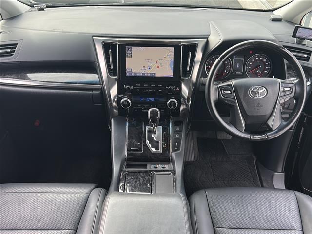 アルファード ２．５Ｓ　Ｃパッケージ　禁煙　モデリスタシグネチャーイルミ　純正ディスプレイオーディオ　フリップダウンモニター　シートヒーター／ベンチレーション　ステアリングヒーター　パワーバックドア　３眼ＬＥＤライト　ＥＴＣ　ドラレコ（42枚目）