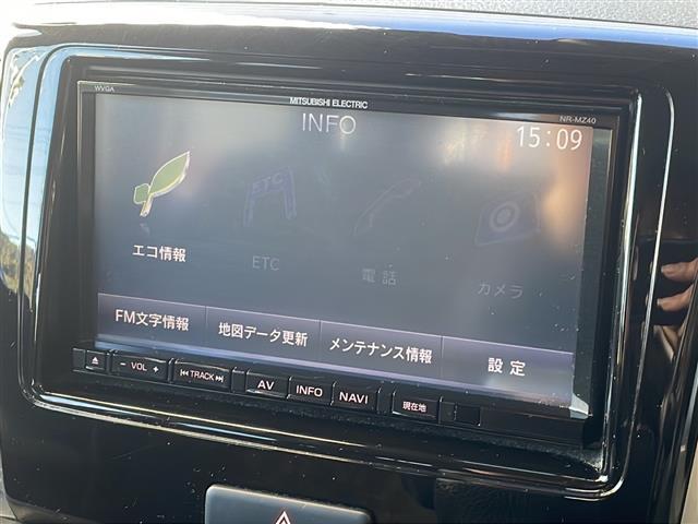 スペーシアカスタム Ｊスタイル　禁煙　社外ナビ　レーダーブレーキサポート　シートヒーター　両側パワースライドドア　前後ドライブレコーダー　ＨＩＤヘッドライト　フォグランプ　純正フロアマット　スマートキー／プッシュスタート（3枚目）