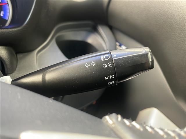 スペーシアカスタム Ｊスタイル　禁煙　社外ナビ　レーダーブレーキサポート　シートヒーター　両側パワースライドドア　前後ドライブレコーダー　ＨＩＤヘッドライト　フォグランプ　純正フロアマット　スマートキー／プッシュスタート（10枚目）